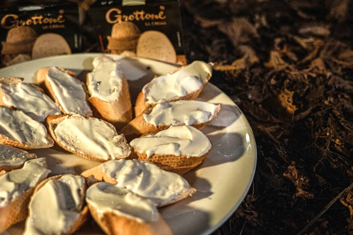 Crema-di-Grottone-Iaquilat.jpg